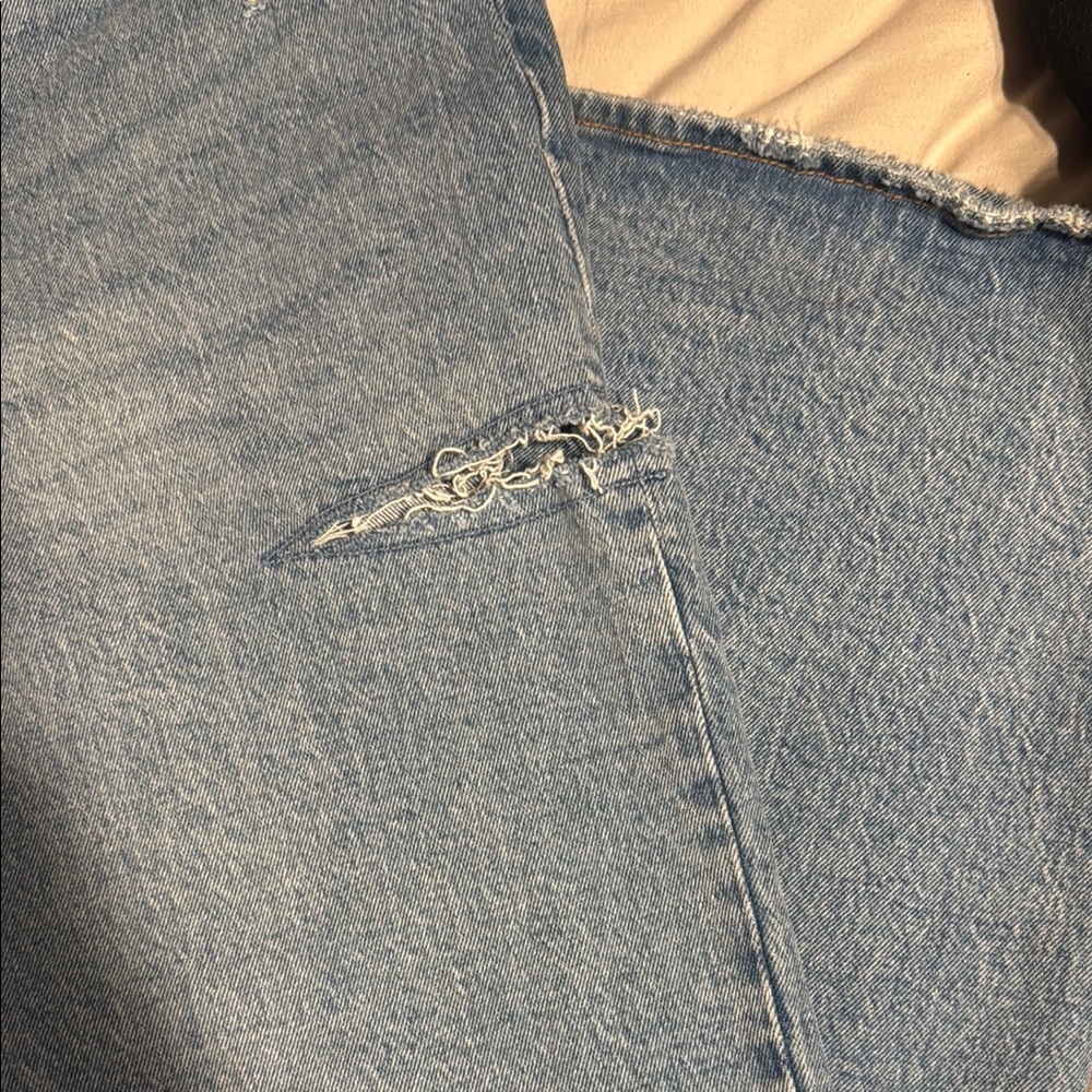 Abercrombie Blue Jeans - Picture 5 of 5